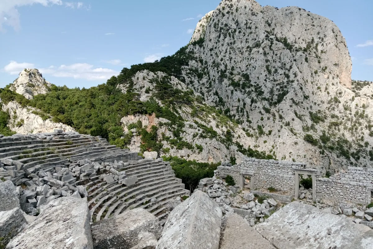 Termessos Antik Kenti ve Milli Park Rehberi